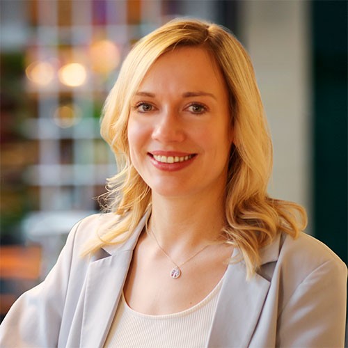 elements green charlotta personn